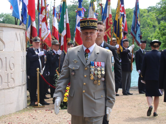 Le gouverneur militaire de Lyon Pierre Chavancy quitte les bancs de l'armée