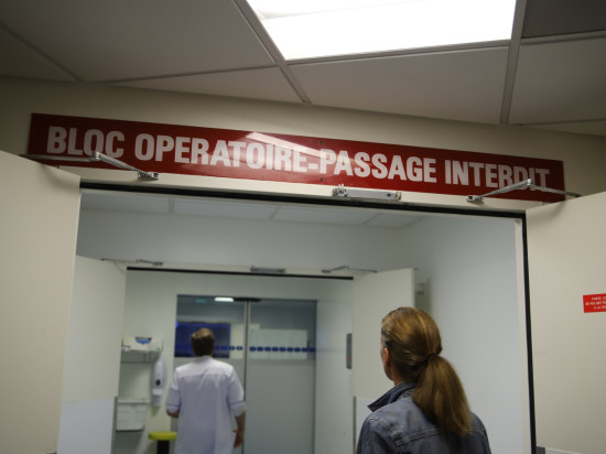 Vaulx-en-Velin : poignardée devant son fils, elle succombe à ses blessures Vaulx-en-Velin : poignardée devant son fils, elle succombe à ses blessures