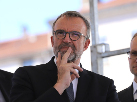 Municipales à Lyon : Etienne Blanc (LR) promet une baisse de l’abonnement TCL Municipales à Lyon : Etienne Blanc (LR) promet une baisse de l’abonnement TCL