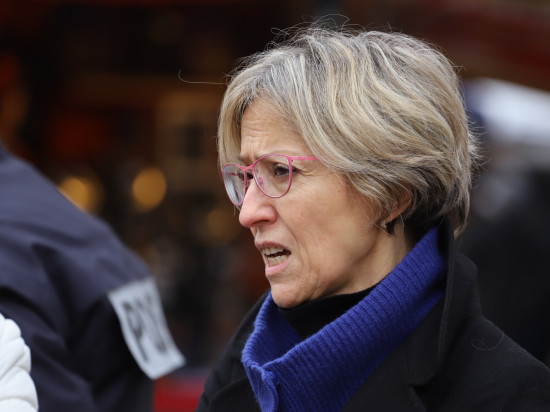 Lyon : l’ex-directrice de cabinet de Gérard Collomb joue les Arlésiennes chez les pompiers