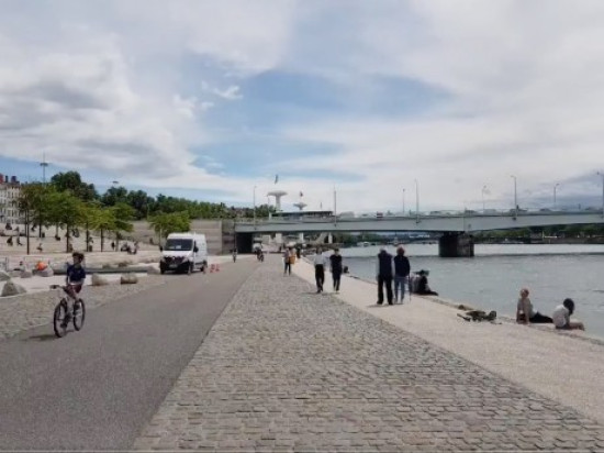 Lyon : de nouveaux débordements sur les berges du Rhône