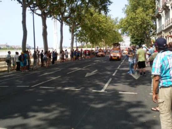 Tour de France : vingt Lyonnaises roulent en faveur de l’émancipation des femmes à travers le vélo