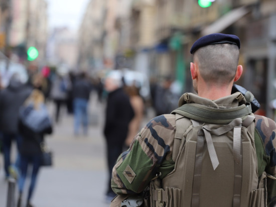 Lyon : il crie "Allah Akhbar" devant des militaires pour s'amuser