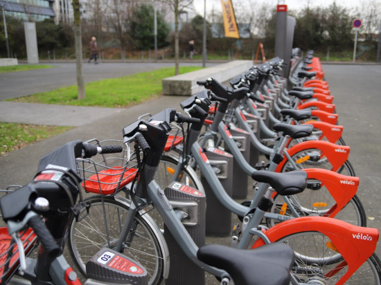 Dégradations des Vélo'v : la Ville à Vélo condamne "la mise à mal de ce service" Dégradations des Vélo'v : la Ville à Vélo condamne "la mise à mal de ce service"
