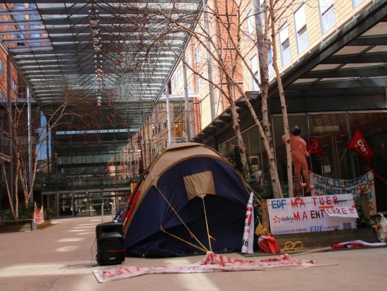 Les salariés de Dalkia campent à la cité internationale à Lyon