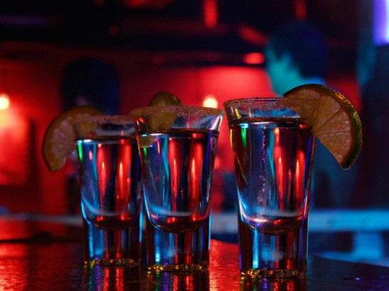 Rhône : une boîte de nuit fermée par le préfet suite à une violente bagarre