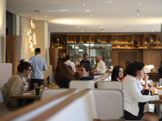 Coronavirus : Edouard Philippe annonce la fermeture de tous les restaurants, cinémas et commerces non essentiels Coronavirus : Edouard Philippe annonce la fermeture de tous les restaurants, cinémas et commerces non essentiels