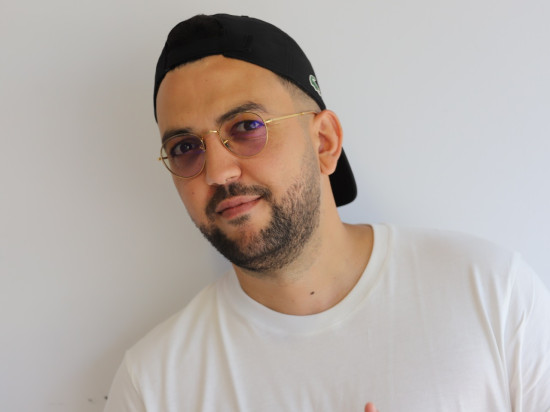 Le youtubeur lyonnais Jhon Rachid va sortir une BD sur son enfance difficile à Lyon