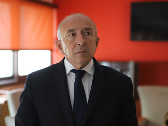 Lyon : après les insultes contre Myriam Picot, Gérard Collomb s’excuse