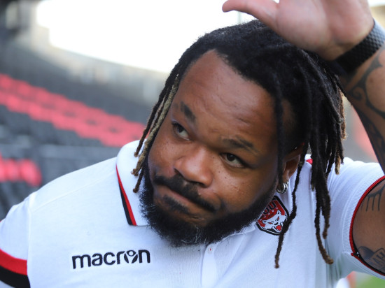 Bastareaud élogieux envers le LOU avant son dernier match