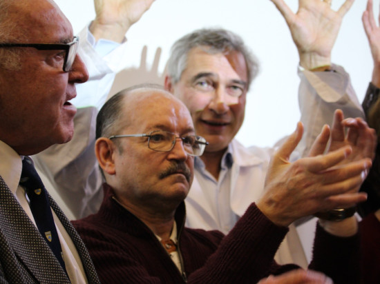 Lyon : l'hôpital Edouard Herriot célèbre les 20 ans de la première greffe des deux mains - VIDEO