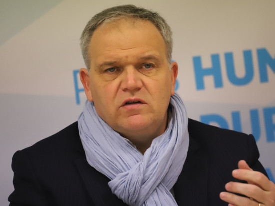 Dépistage du coronavirus : Buffet demande à Kimelfeld de compter sur les maires de la Métropole de Lyon