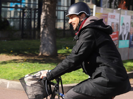 Le vélo de Grégory Doucet décrypté : "Au final, tu pollues plus que nous"