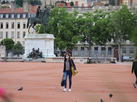Coronavirus : Lyon et le Rhône repassent à l’orange Coronavirus : Lyon et le Rhône repassent à l’orange