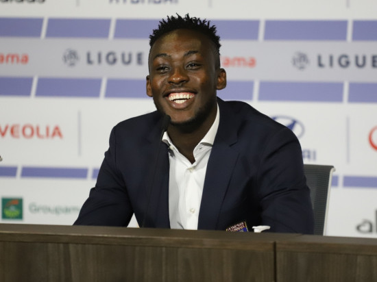 Tino Kadewere a signé à l’OL grâce à Karim Benzema