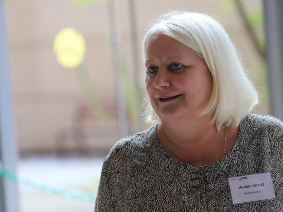 Pétards à Vénissieux : sans réponse d’Edouard Philippe, la maire tente sa chance avec Jean Castex Pétards à Vénissieux : sans réponse d’Edouard Philippe, la maire tente sa chance avec Jean Castex