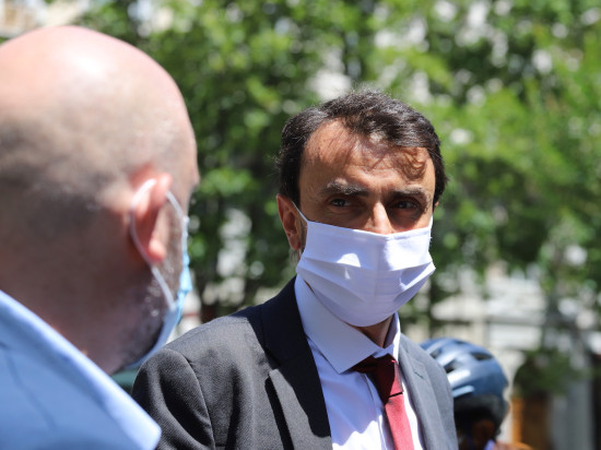 Voeu des Echevins : Grégory Doucet s'est brûlé avec de l'eau tiède