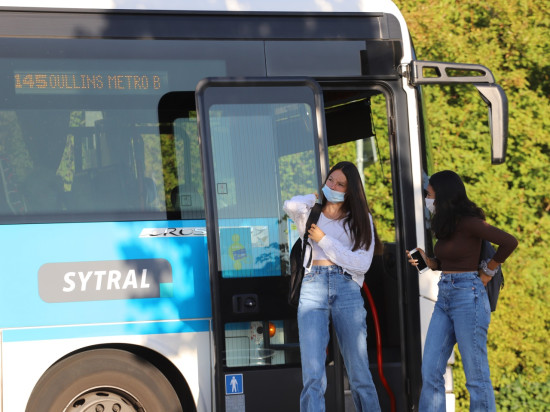 Les Cars du Rhône gratuits mardi pour favoriser l'abandon de la voiture
