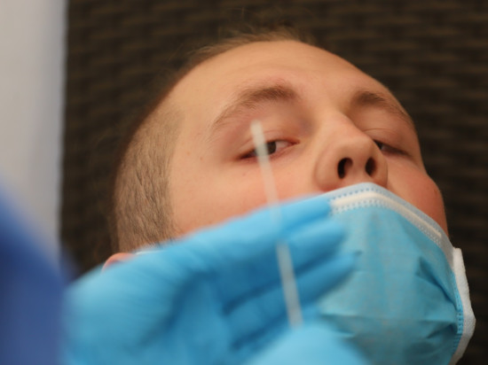 Coronavirus : le député du Rhône Bernard Perrut réclame de nouveaux sites de tests Coronavirus : le député du Rhône Bernard Perrut réclame de nouveaux sites de tests