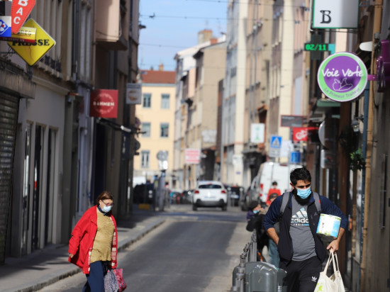 Le port du masque désormais obligatoire dans tout le département du Rhône Le port du masque désormais obligatoire dans tout le département du Rhône