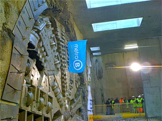 Ca y est, le tunnelier Gerland-Oullins est sorti de terre !