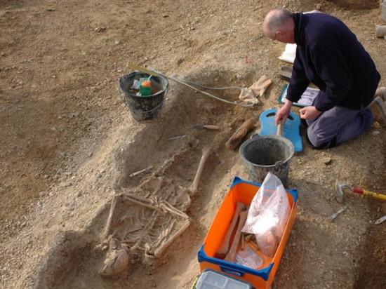 Dot&eacute;e de 600 s&eacute;pultures, Lyon a d&eacute;couvert sa plus grande n&eacute;cropole