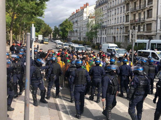 Lyon : des opposants au régime camerounais manifestent Lyon : des opposants au régime camerounais manifestent