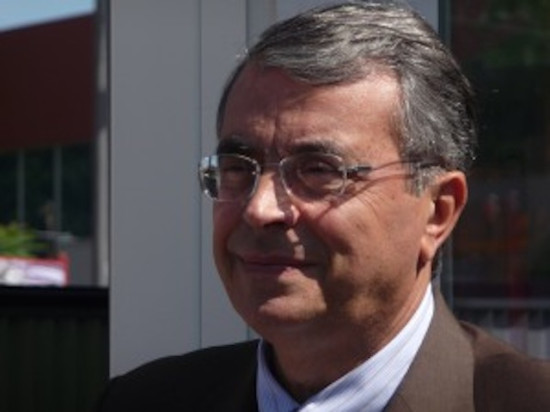 Un autre sportif s’engage aux côté de Queyranne dans la course aux régionales