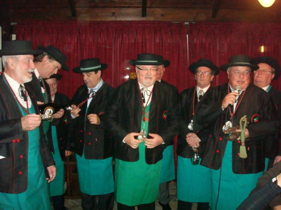 Création d'un devoir de l'ordre des Compagnons du Beaujolais à Casablanca
