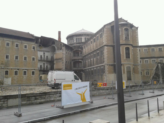 Lyon - Perrache : le mur des prisons est tombé Lyon - Perrache : le mur des prisons est tombé