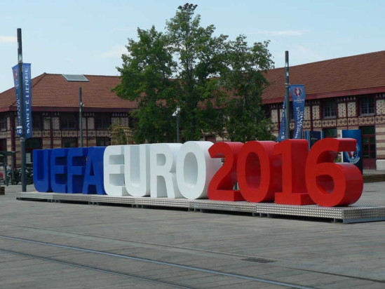 EURO 2016 : 500 postes d’intérimaires à pourvoir à Lyon EURO 2016 : 500 postes d’intérimaires à pourvoir à Lyon