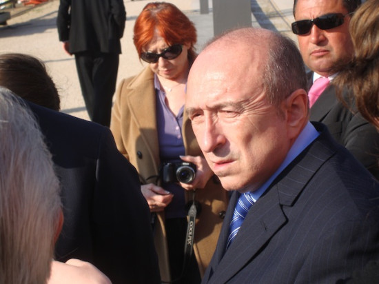 Collomb veut réaménager les Primaires socialistes