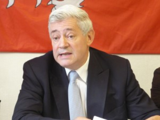 Bruno Gollnisch en campagne pour la pr&eacute;sidence du Front National