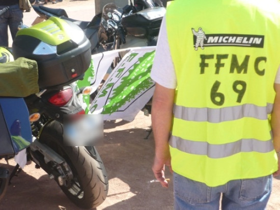 Centre-ville bloqué samedi après-midi par les motards Centre-ville bloqué samedi après-midi par les motards