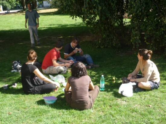 Des rencontres sous les arbres du parc de la T&ecirc;te d&rsquo;or