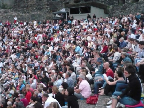 Il y avait du monde dehors cet &eacute;t&eacute; dans les rues de Lyon