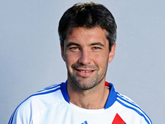 Jérémy Toulalan doit prolonger son contrat avec l'OL Jérémy Toulalan doit prolonger son contrat avec l'OL