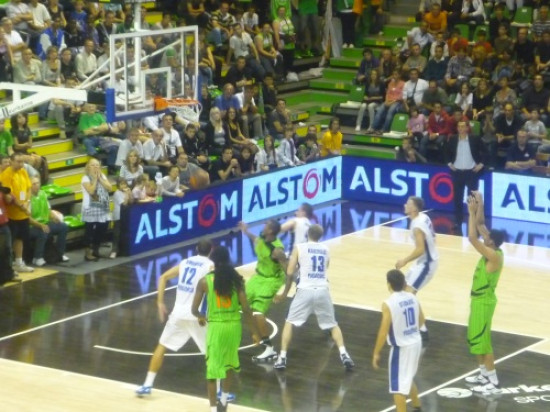 L'ASVEL s'incline à Cholet L'ASVEL s'incline à Cholet