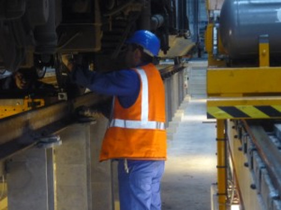 Les cheminots du technicentre d'Oullins font jouer leur droit de retrait dans l'un des ateliers