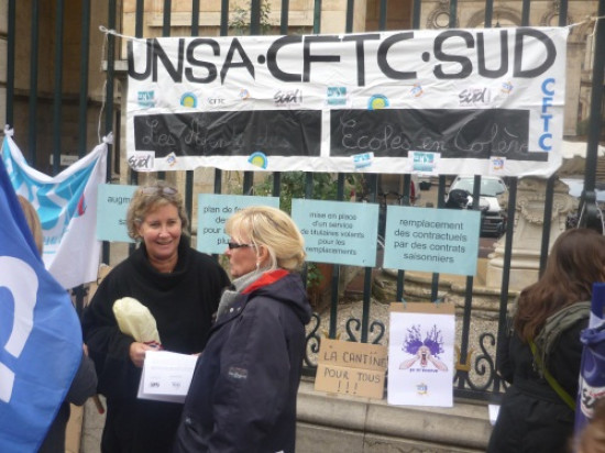 Les &eacute;coliers pourront retourner &agrave; la cantine vendredi