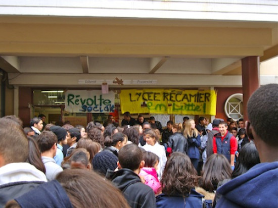 Les lyc&eacute;ens lyonnais ne rendent pas les armes