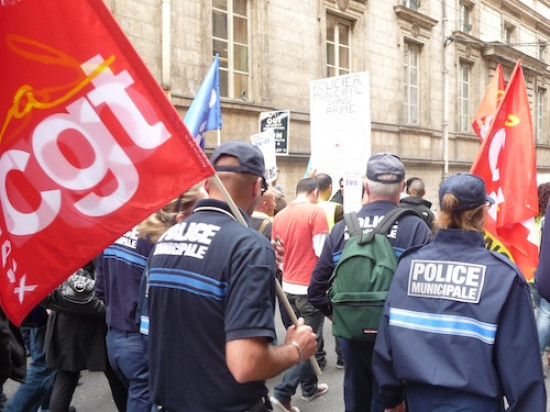 Les policiers municipaux sont descendus dans la rue