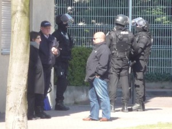 Meurtre à Lyon Meurtre à Lyon