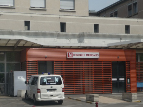 Un jeune homme de 28 ans se trouve dans un &eacute;tat critique