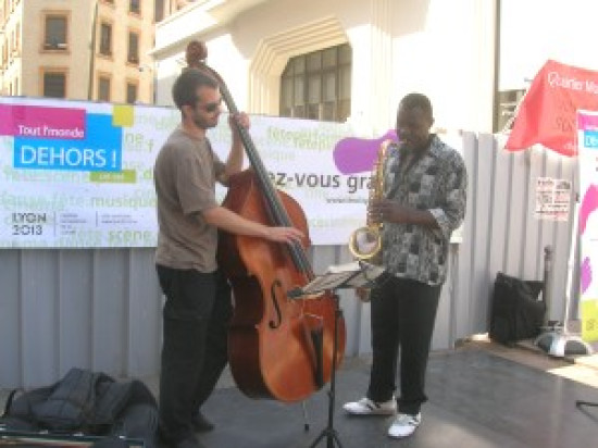 Une &eacute;cole de musique pour adultes voit le jour &agrave; Lyon lundi
