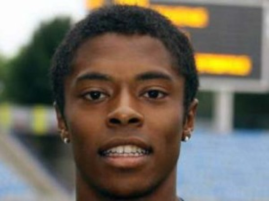 Michel Bastos touch&eacute; au genou