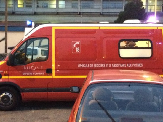 Vaulx-en-Velin : mise en examen de l’ado de 16 ans qui avait percuté un bus en voiture