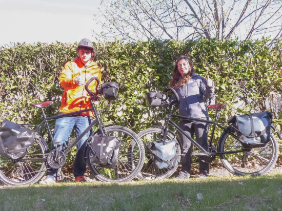 Deux Lyonnais vont traverser à vélo le continent américain de l’Alaska à Ushuaïa Deux Lyonnais vont traverser à vélo le continent américain de l’Alaska à Ushuaïa