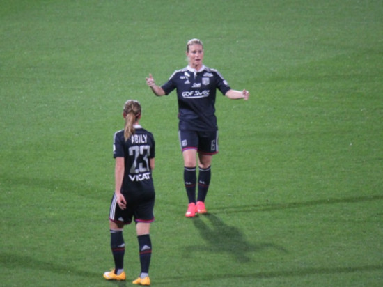 Coupe du monde féminine : la France cartonne le Mexique 5-0 avec des buts d’Eugénie Le Sommer et d’Amandine Henry