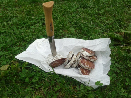 Villeurbanne : des voisins organisent un apéro pour lutter contre les nuisances sonores